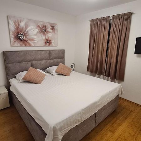 Apartment Fortuna Makarska Esterno foto